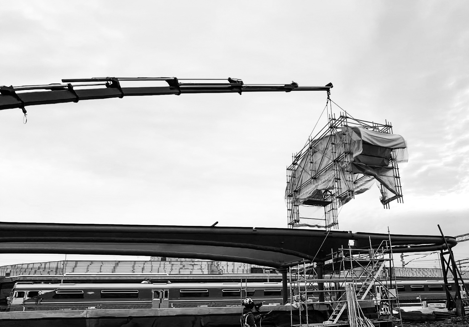 tak-over-tak-toppstill-stillas-utleie-topp-still